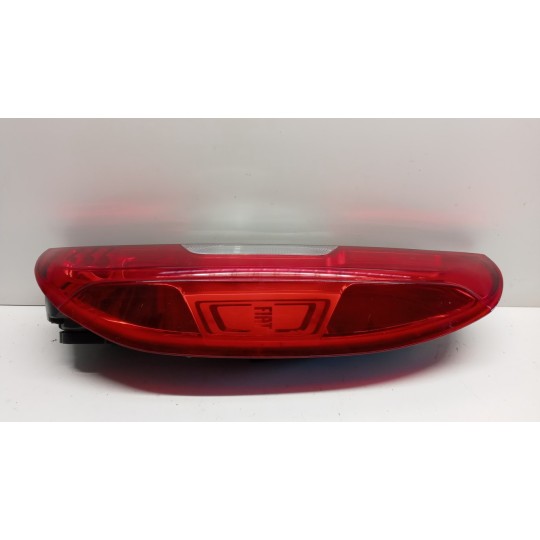 FARO POSTERIORE ESTERNO DESTRO FIAT Doblo' 2015> usato