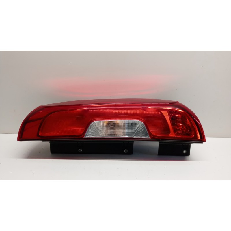 FIAT FARO POSTERIORE ESTERNO DESTRO FIAT Doblo' 2015> usato