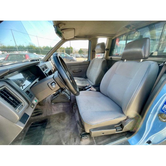 NISSAN KING CAB 2.5 PICK UP 4X4