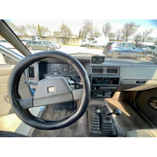 NISSAN KING CAB 2.5 PICK UP 4X4