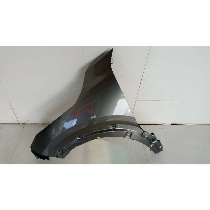 NISSAN LEFT FRONT MUDGUARD  NISSAN Juke 2019> used