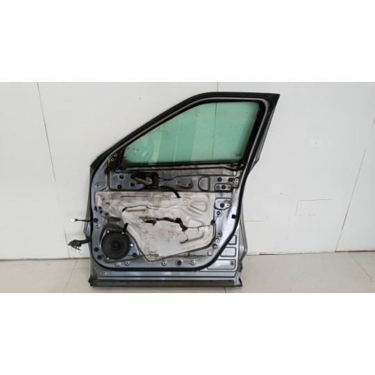 RIGHT FRONT DOOR  NISSAN Juke 2019> used