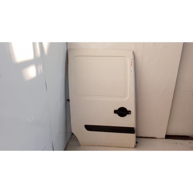 FIAT RIGHT SIDE SLIDING DOOR FIAT Doblo' 2005>2009 used
