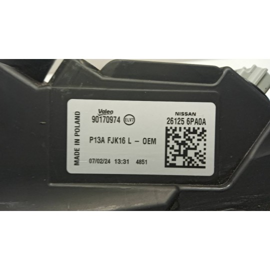 FRONT LEFT LED FLASHLIGHT  NISSAN Juke 2019> used