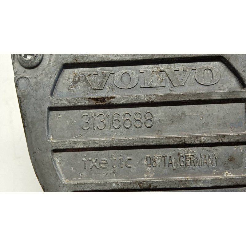 VOLVO VACUUM PUMP VOLVO V60 2013>2018 used