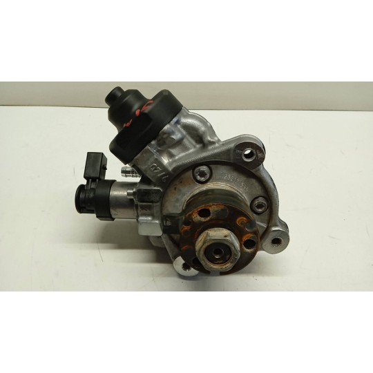 POMPA INIEZIONE AUDI A4 2011>2015 usato