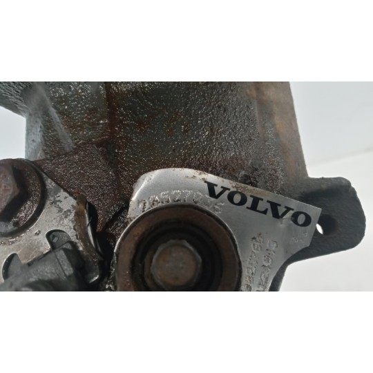 PINZA ANTERIORE SINISTRA VOLVO truck FH13 usato