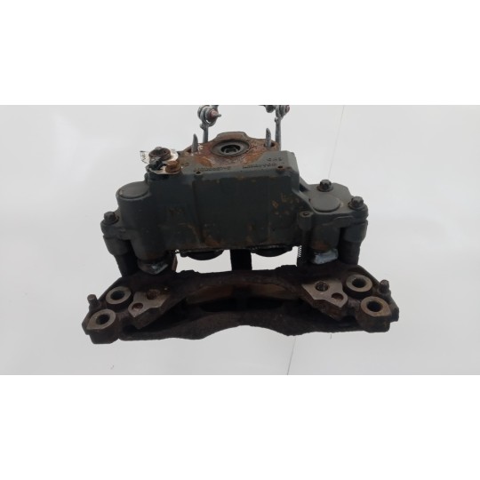 PINZA POSTERIORE DESTRA VOLVO truck FH13 usato