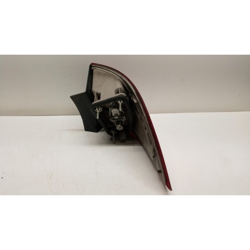 FORD FARO POSTERIORE ESTERNO DESTRO FORD Mondeo 2007 >2010 usato