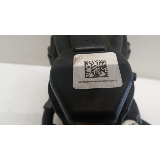 PINZA POSTERIORE DESTRA FIAT F.500X (5F) 2014>2019 usato