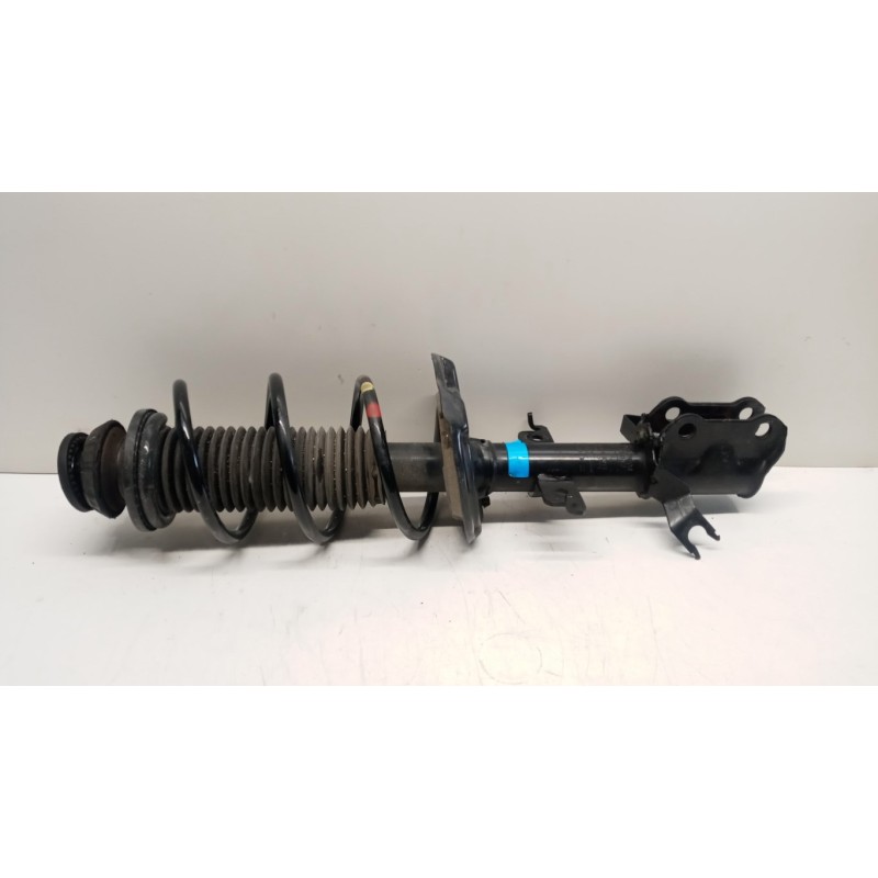NISSAN LEFT FRONT SCHOCK ASSORBER NISSAN Juke 2019> used