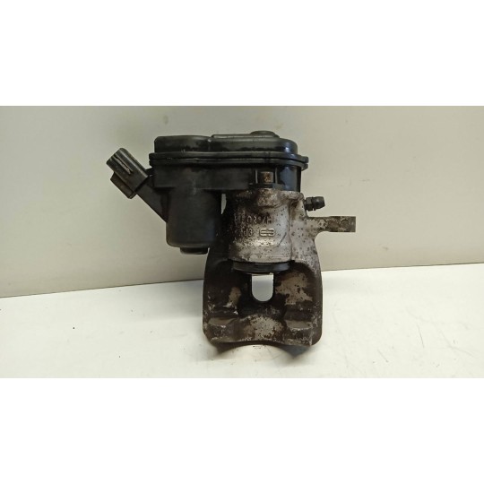 LEFT REAR CALIPER BRAKE  NISSAN Juke 2019> used