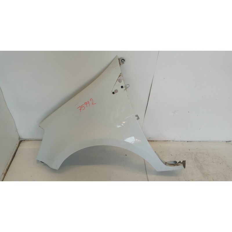 RENAULT LEFT FRONT MUDGUARD  RENAULT Clio 2009>2012 used