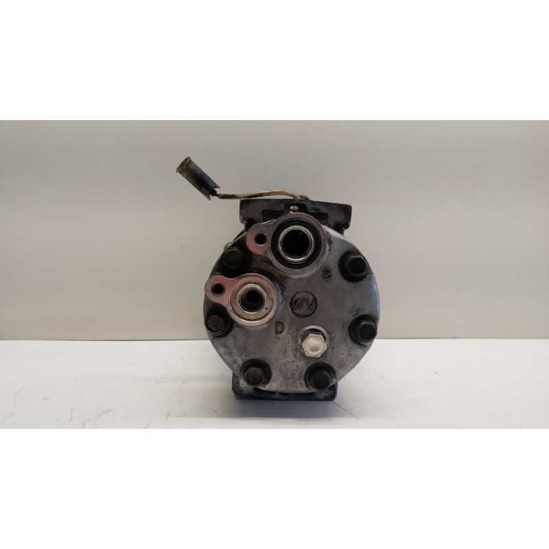 VOLVO truck AIR CONDITIONER COMPRESSOR VOLVO truck FH12 II 2002>2008 used