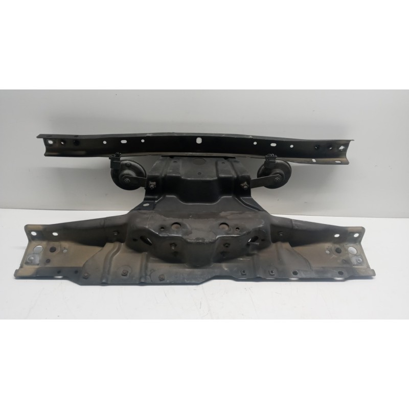 SUZUKI RIVESTIMENTO SUPERIORE ANTERIORE SUZUKI Grand Vitara 2006> usato