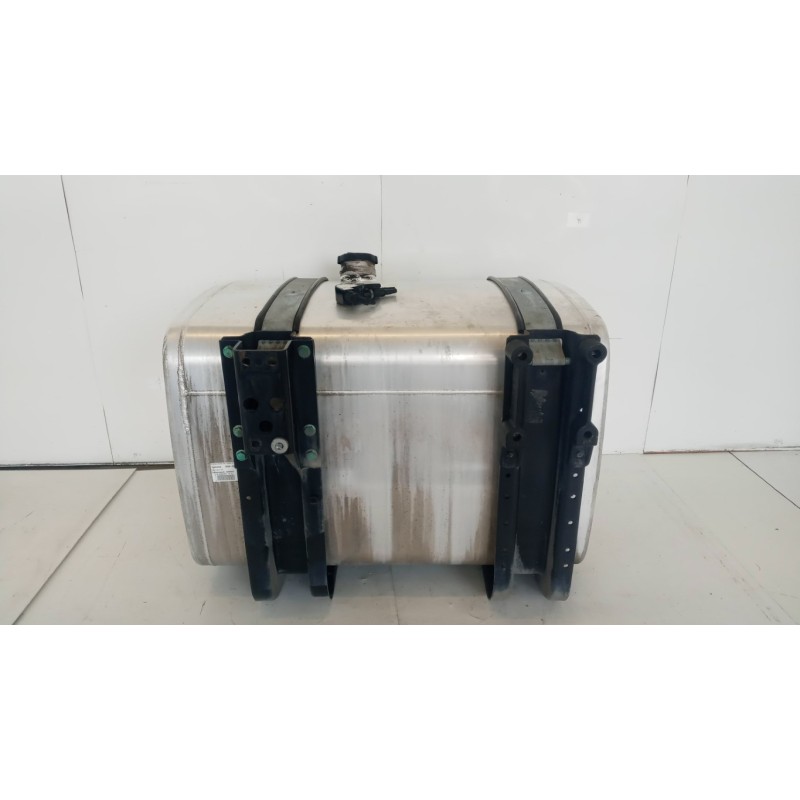 MAN SERBATOIO CARBURANTE MAN TGS usato