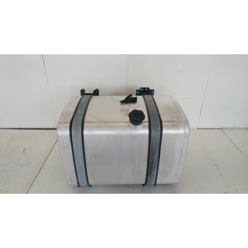 MAN SERBATOIO CARBURANTE MAN TGS usato