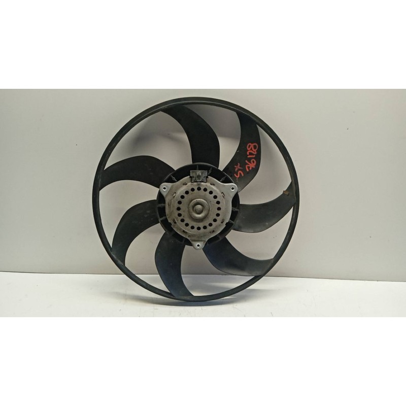 FIAT van CONVEYOR ELECTRIC FAN FIAT van Ducato 2014> used