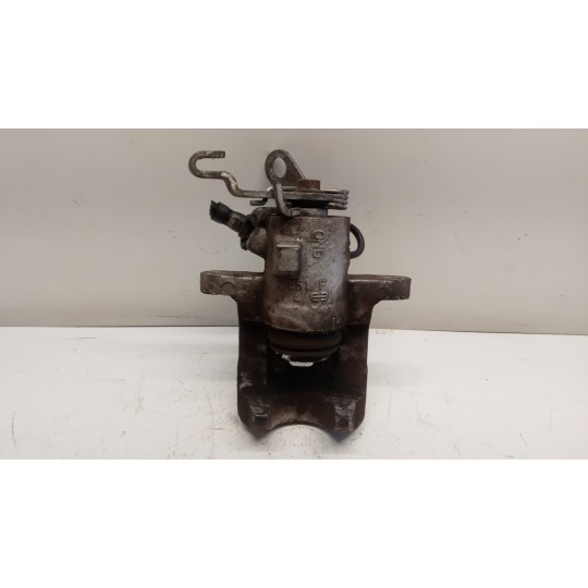 PINZA POSTERIORE SINISTRA SEAT Leon 2005>2009 usato