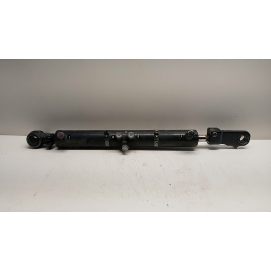 PISTONE SERVOSTERZO IVECO Stralis 2007>2013 usato