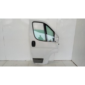RIGHT FRONT DOOR  FIAT van...