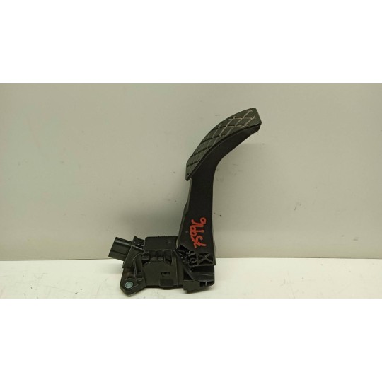 ELETRONIC THROTTLE PEDAL  VOLKSWAGEN van Crafter 2017> used