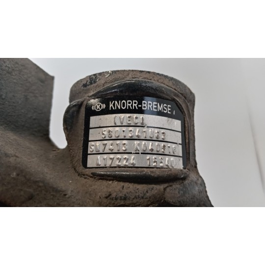 PINZA ANTERIORE SINISTRA IVECO Stralis 2013> usato
