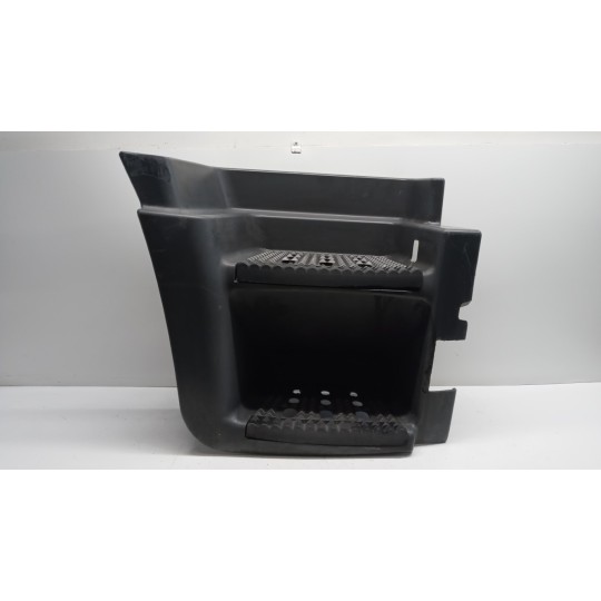 PEDANA SALITA A/DX IVECO Stralis 2007>2013 usato