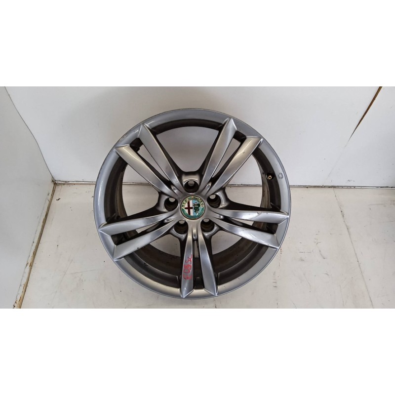 ALFA ROMEO KIT 4 CERCHI IN LEGA ALFA ROMEO Giulietta 2010>2016 usato