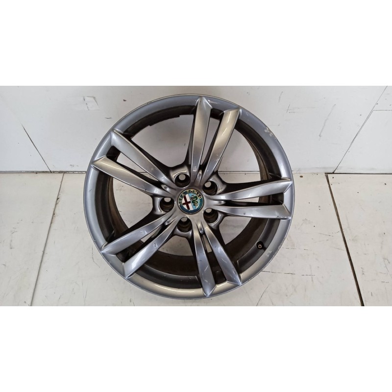 ALFA ROMEO KIT 4 CERCHI IN LEGA ALFA ROMEO Giulietta 2010>2016 usato