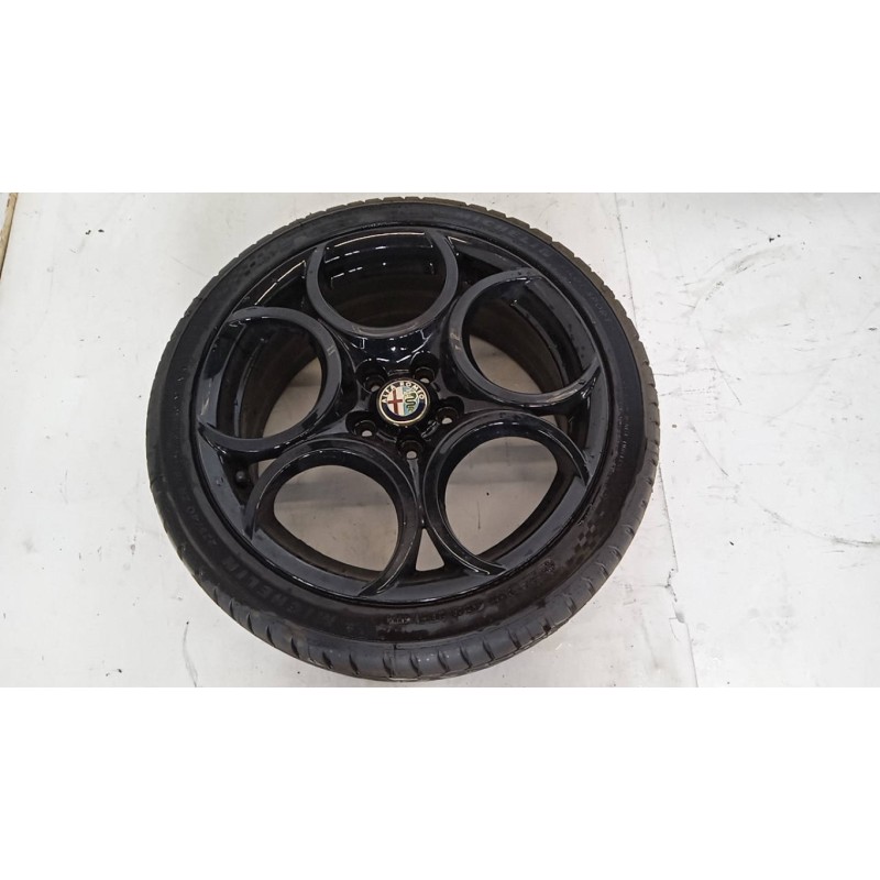 ALFA ROMEO KIT ALLOY WHEELS  ALFA ROMEO Giulietta 2010>2016 used
