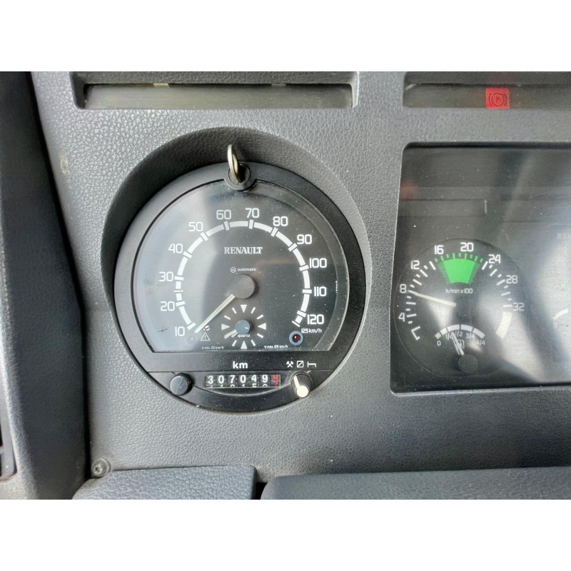 RENAULT truck RENAULT truck RENAULT SOCCORSO STRADALE MIDLINER 150