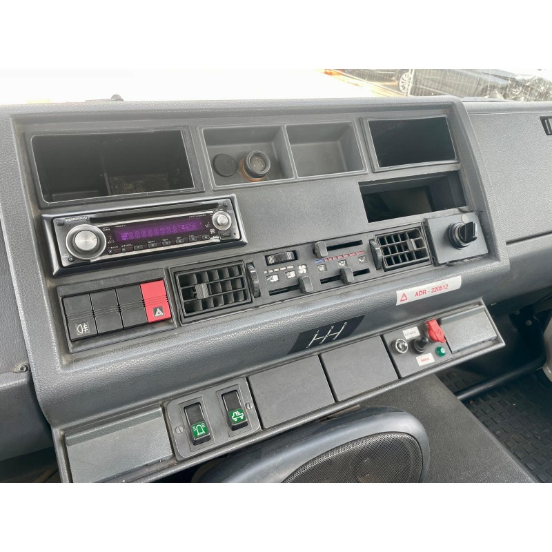 RENAULT truck RENAULT truck RENAULT SOCCORSO STRADALE MIDLINER 150