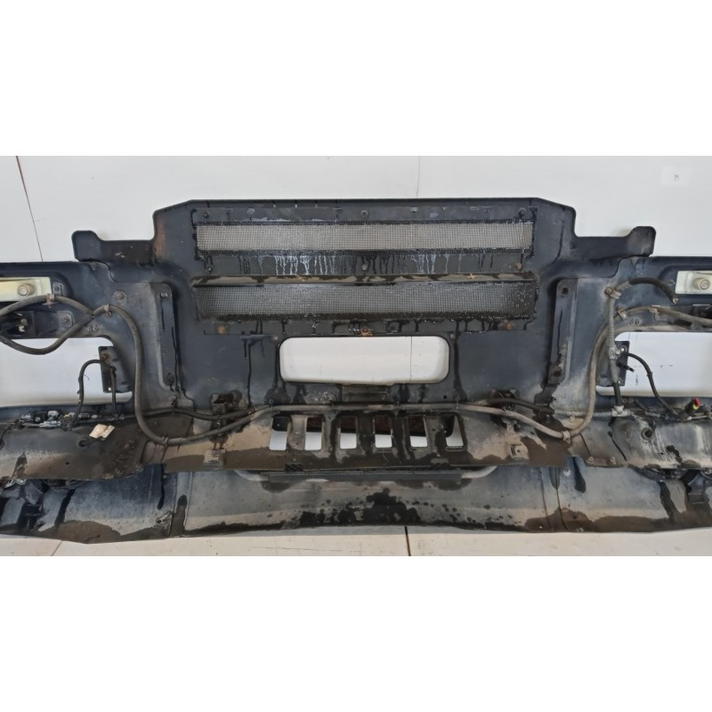 IVECO FRONT CENTER BUMPER IVECO Stralis 2007>2013 used
