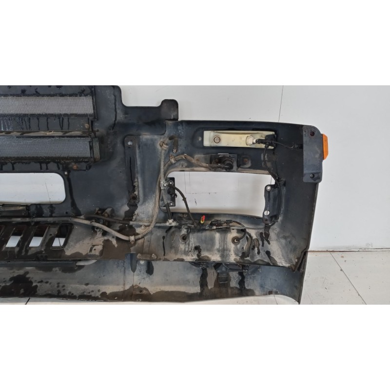 IVECO CANTONALE PARAURTI ANT DX IVECO Stralis 2007>2013 usato