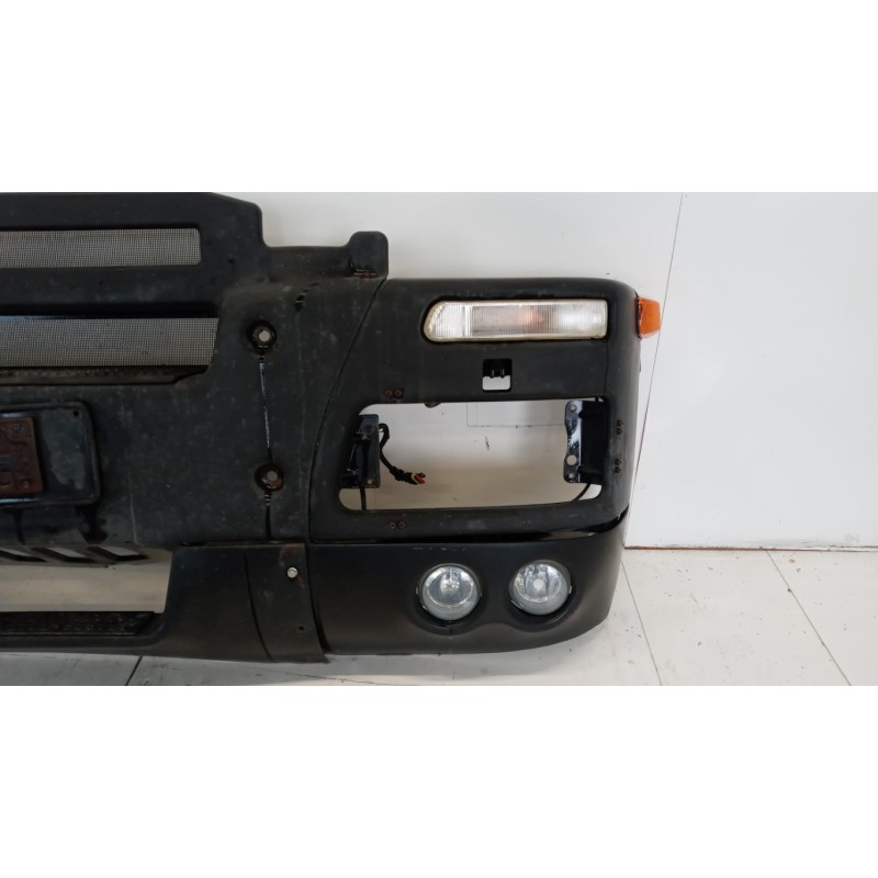 IVECO CANTONALE PARAURTI ANT SX IVECO Stralis 2007>2013 usato