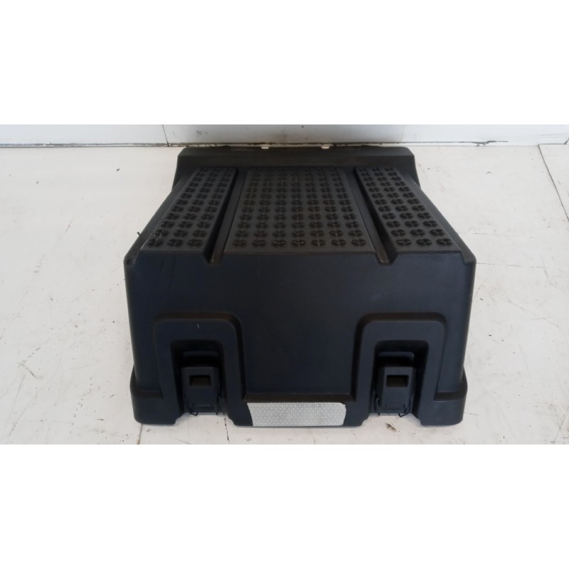 SCANIA COPERCHIO PORTABATTERIA SCANIA Serie R 2014> usato