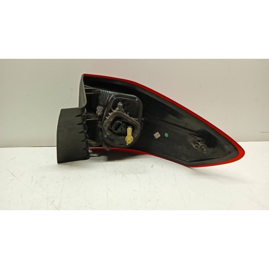 FARO POSTERIORE ESTERNO SINISTRO FORD C-Max 2010>2015 usato