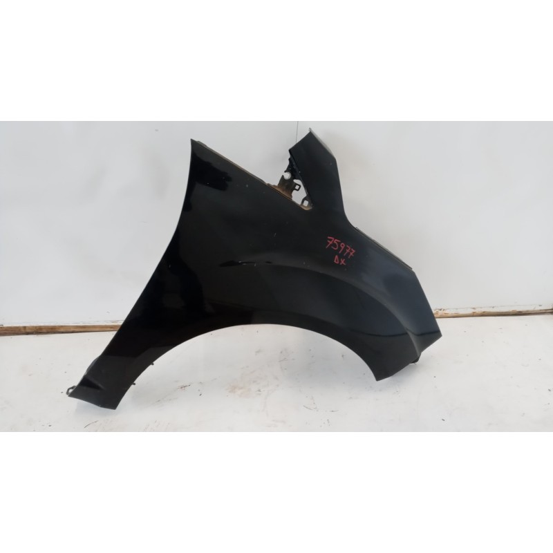 FORD PARAFANGO ANTERIORE DESTRO FORD C-Max 2010>2015 usato