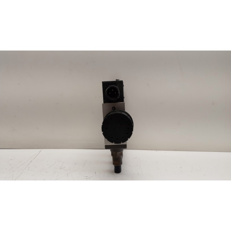 VOLVO truck VARIOUS BRAKE 1  VOLVO truck FH12 II 2002>2008 used
