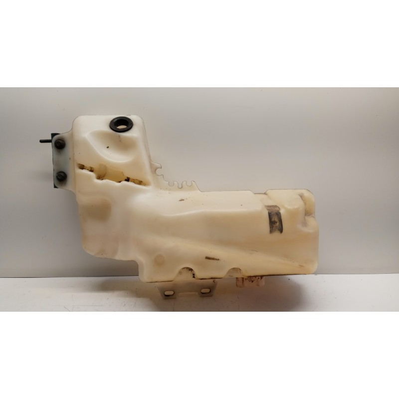 RENAULT truck VASCHETTA ACQUA TERGI PARABREZZA RENAULT truck T 2014> usato