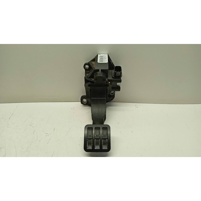 RENAULT truck ELETRONIC THROTTLE PEDAL  RENAULT truck T 2014> used