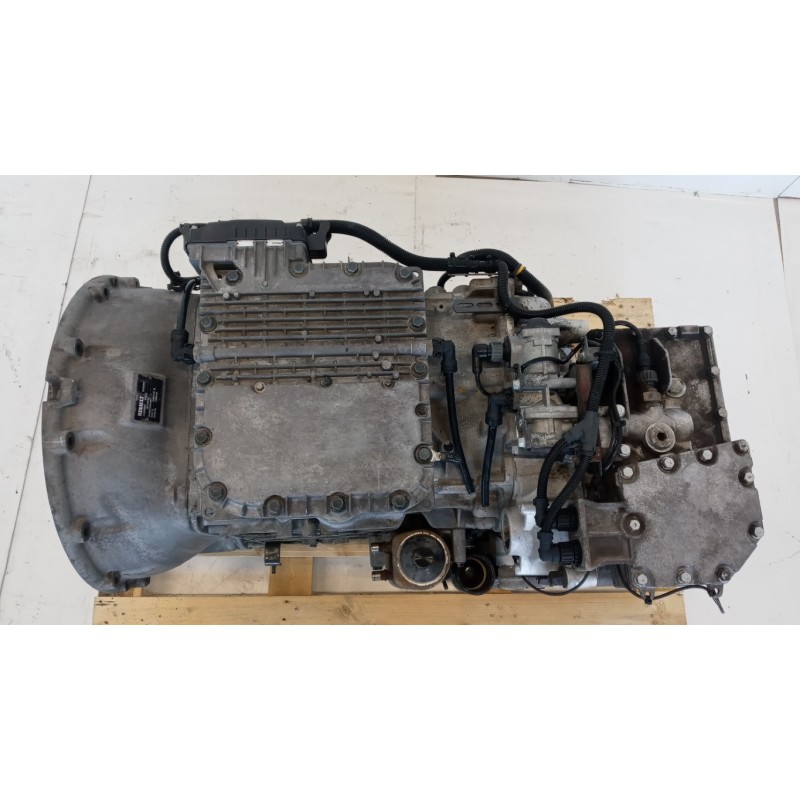 RENAULT truck CAMBIO RENAULT truck T 2014> usato