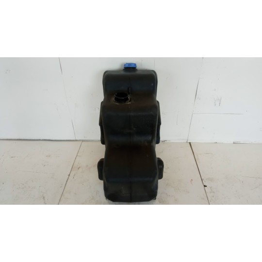 SERBATOIO ADBLUE RENAULT truck T 2014> usato