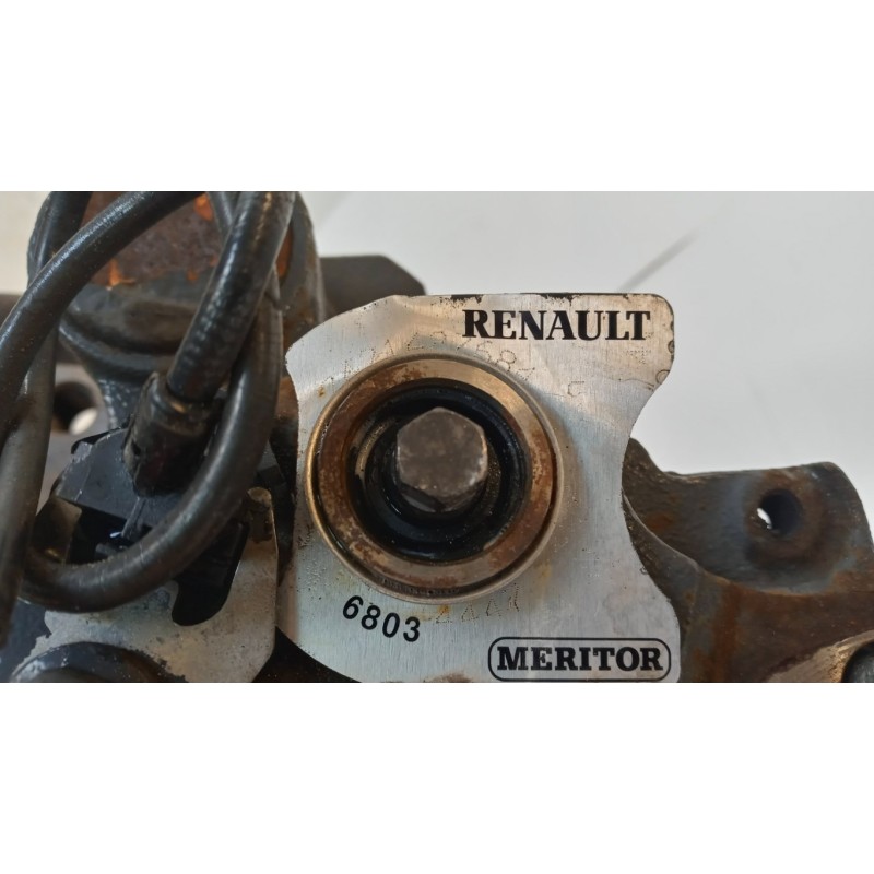 RENAULT truck PINZA ANTERIORE SINISTRA RENAULT truck T 2014> usato