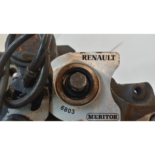 PINZA ANTERIORE SINISTRA RENAULT truck T 2014> usato