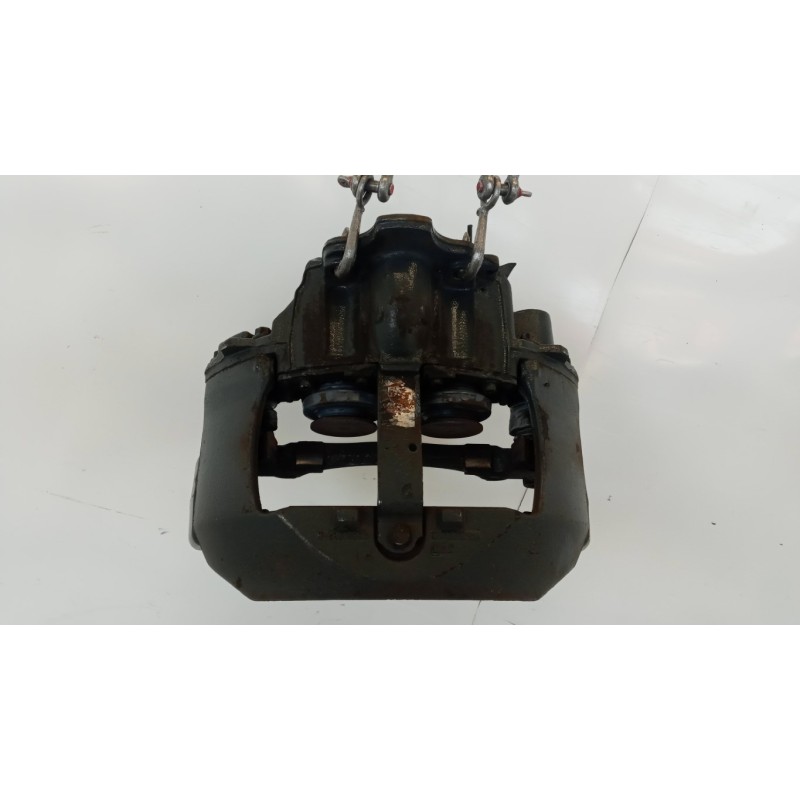 RENAULT truck LEFT FRONT CALIPER BRAKE RENAULT truck T 2014> used
