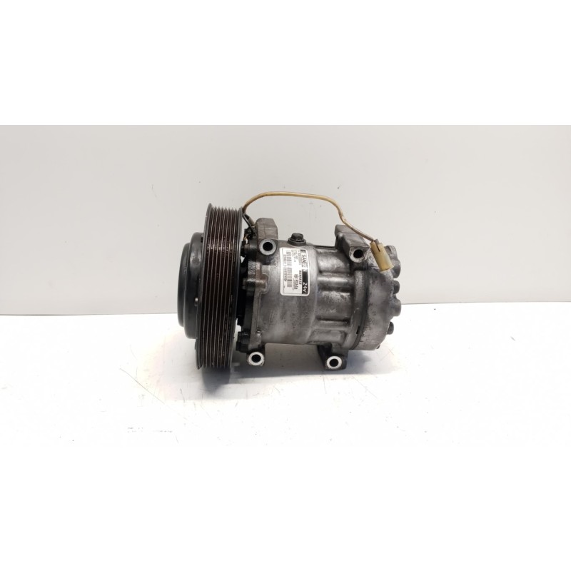 RENAULT truck COMPRESSORE ARIA CONDIZIONATA RENAULT truck T 2014> usato
