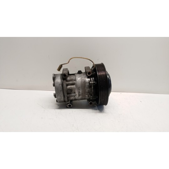 COMPRESSORE ARIA CONDIZIONATA RENAULT truck T 2014> usato