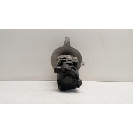 STEERING PUMP RENAULT truck T 2014> used